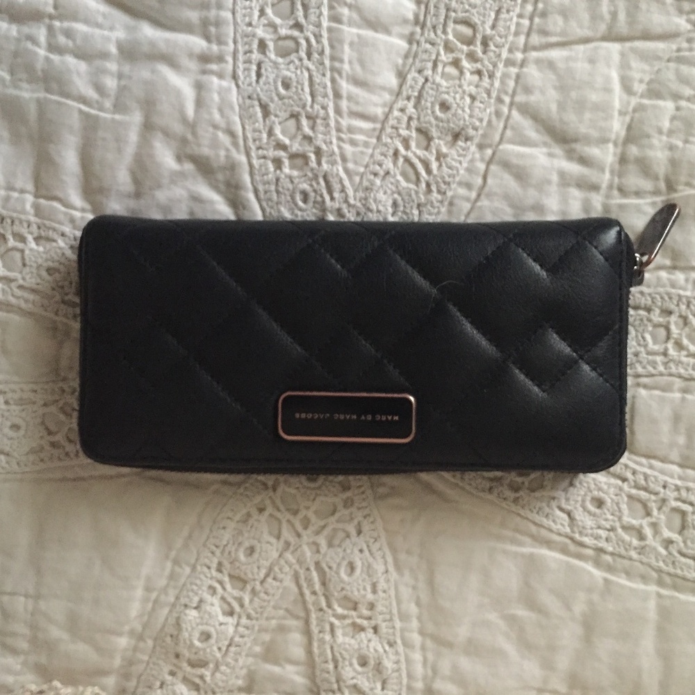 Marc by Marc Jacobs Black Quilted Leather wallet